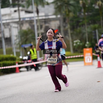 Runner Photo 3709564