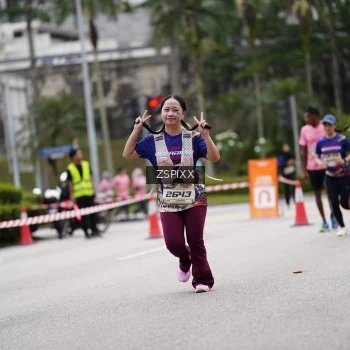 Runner Photo 3709567