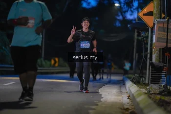 Runner Photo 3709568