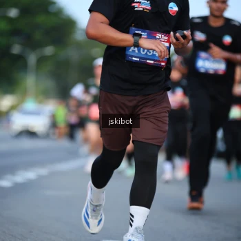 Runner Photo 3709580
