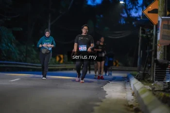 Runner Photo 3709585