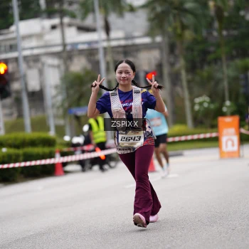 Runner Photo 3709592