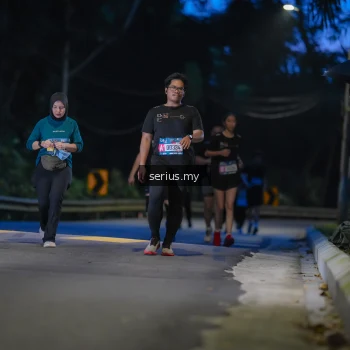 Runner Photo 3709596