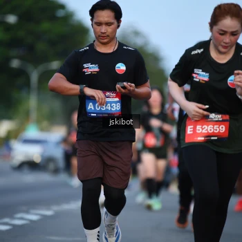 Runner Photo 3709608