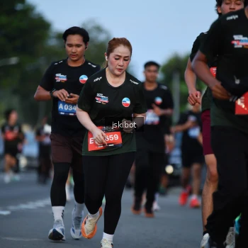 Runner Photo 3709632