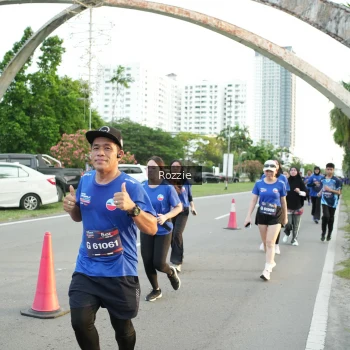 Runner Photo 3709635