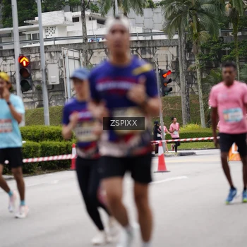 Runner Photo 3709657