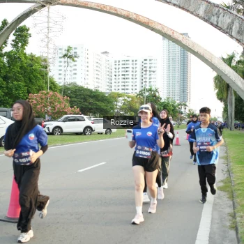 Runner Photo 3709669