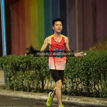 Runner Photo 3709676