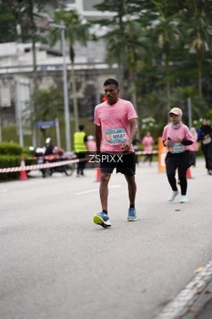 Runner Photo 3709683