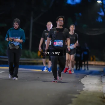 Runner Photo 3709687