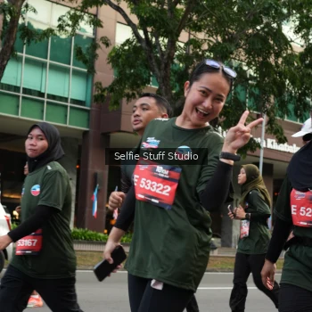 Runner Photo 3709693