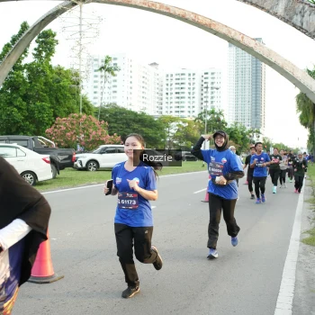Runner Photo 3709722