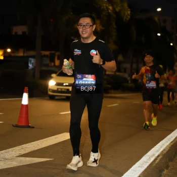 Runner Photo 3709724