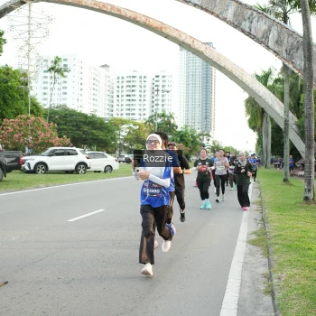 Runner Photo 3709763
