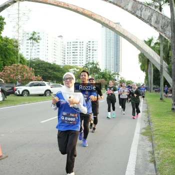 Runner Photo 3709780