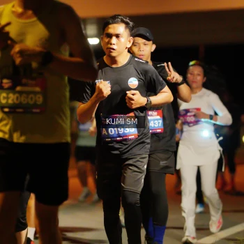 Runner Photo 3709785