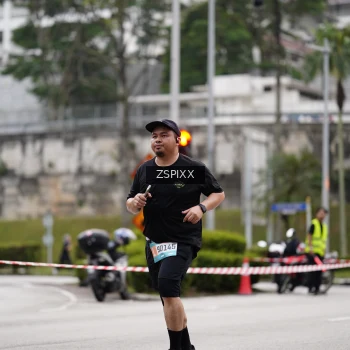 Runner Photo 3709786