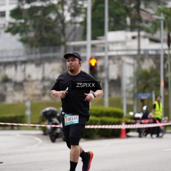 Runner Photo 3709795