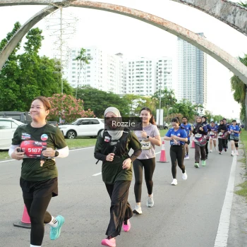 Runner Photo 3709849