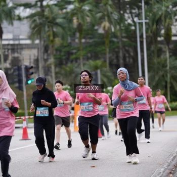 Runner Photo 3709867