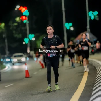 Runner Photo 3709870
