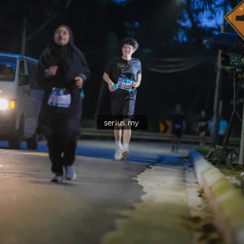Runner Photo 3709887