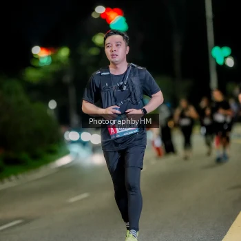 Runner Photo 3709903
