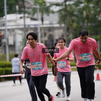 Runner Photo 3709909