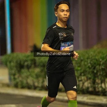 Runner Photo 3709915