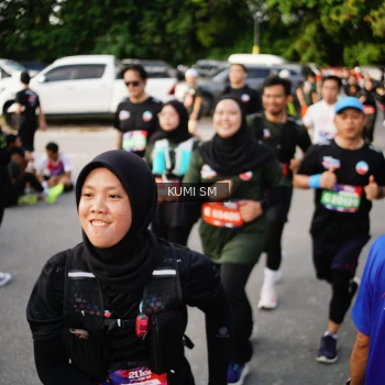 Runner Photo 3709921