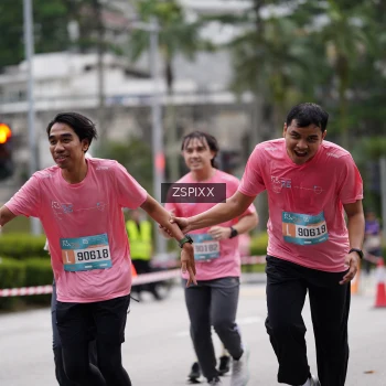 Runner Photo 3709935