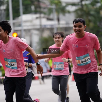 Runner Photo 3709946