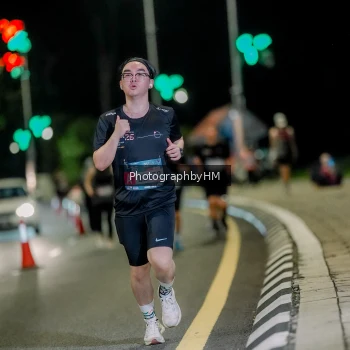 Runner Photo 3709998