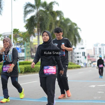 Runner Photo 3710041