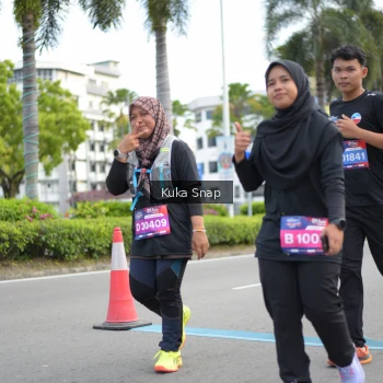 Runner Photo 3710081