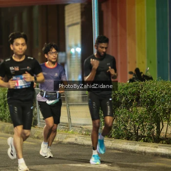 Runner Photo 3710132
