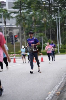 Runner Photo 3710166