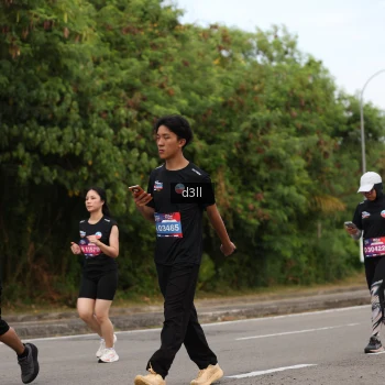 Runner Photo 3710182