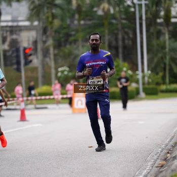 Runner Photo 3710304