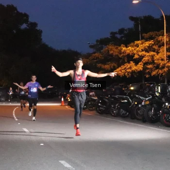 Runner Photo 3710320