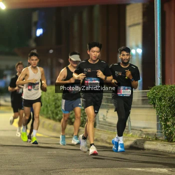 Runner Photo 3710324