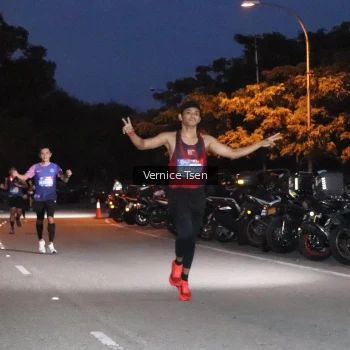 Runner Photo 3710352