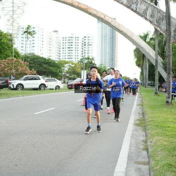 Runner Photo 3710355
