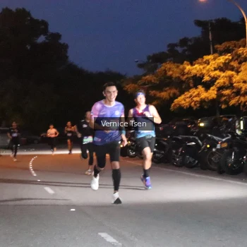 Runner Photo 3710549