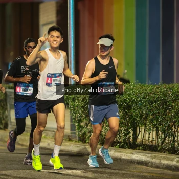 Runner Photo 3710570