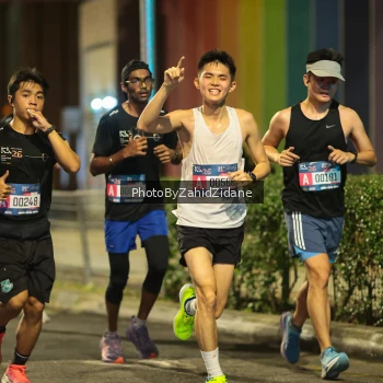 Runner Photo 3710604