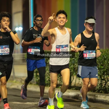 Runner Photo 3710631