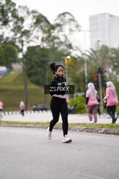 Runner Photo 3710648
