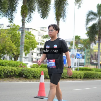 Runner Photo 3710660